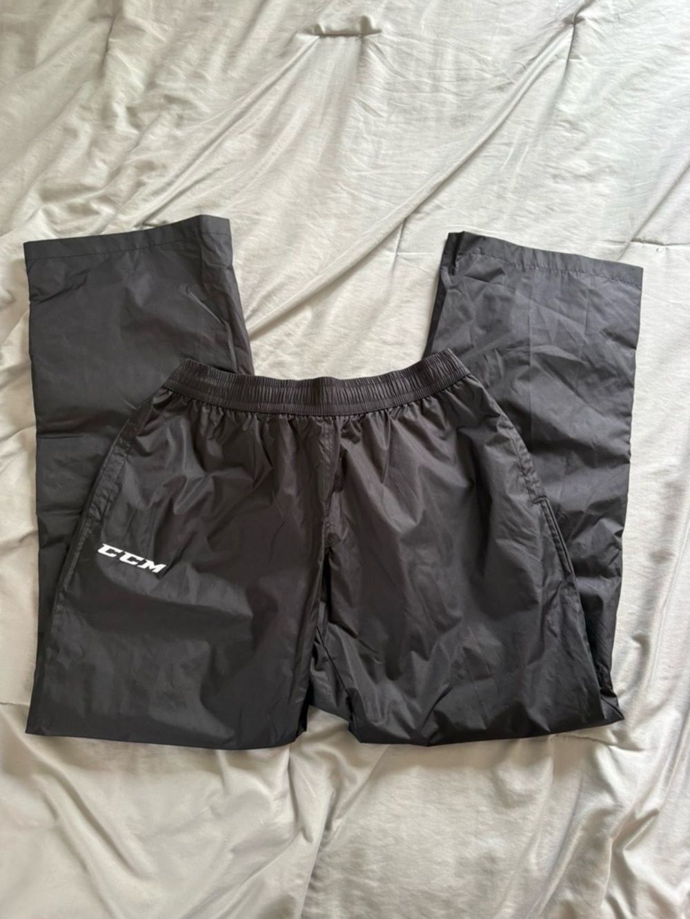 Ccm windbreaker coach pants